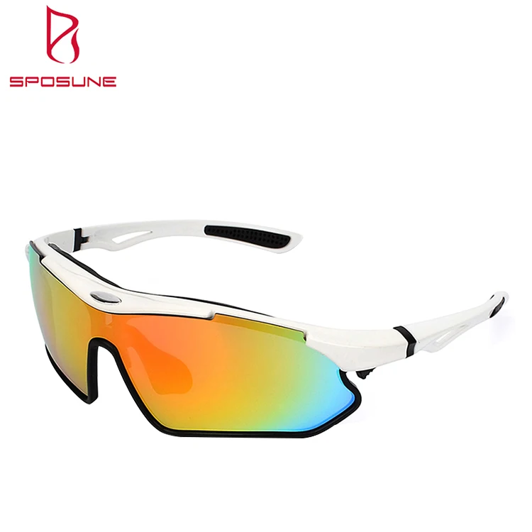 

Low MOQ TR90 Polarized Sposune Photochromic lens light frame Cycling Cricket bike sport sunglasses2019