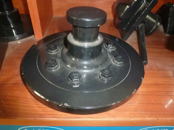 Boltin Assembly 50 Heavy Duty 2 Inch Semi Trailer King Pin Buy Semi