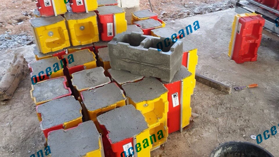 High Quality Plastic Brick Manual Concrete Hollow Block Mold - Buy