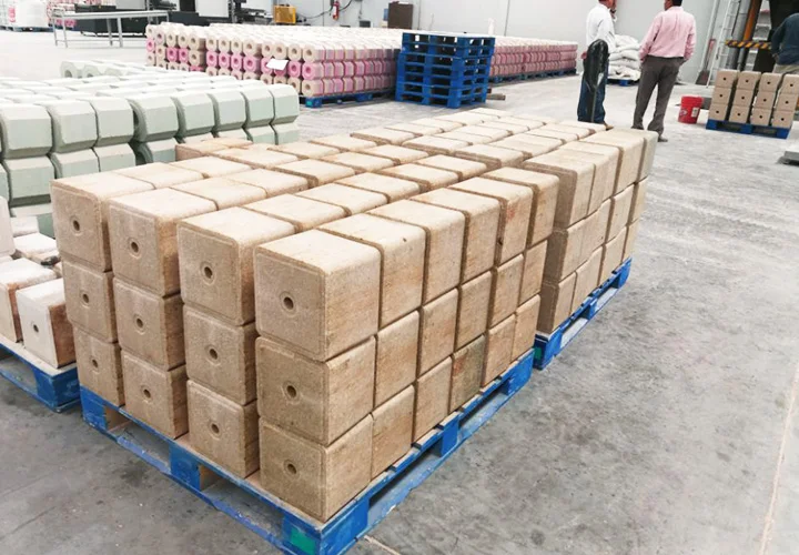 animal feeding blocks