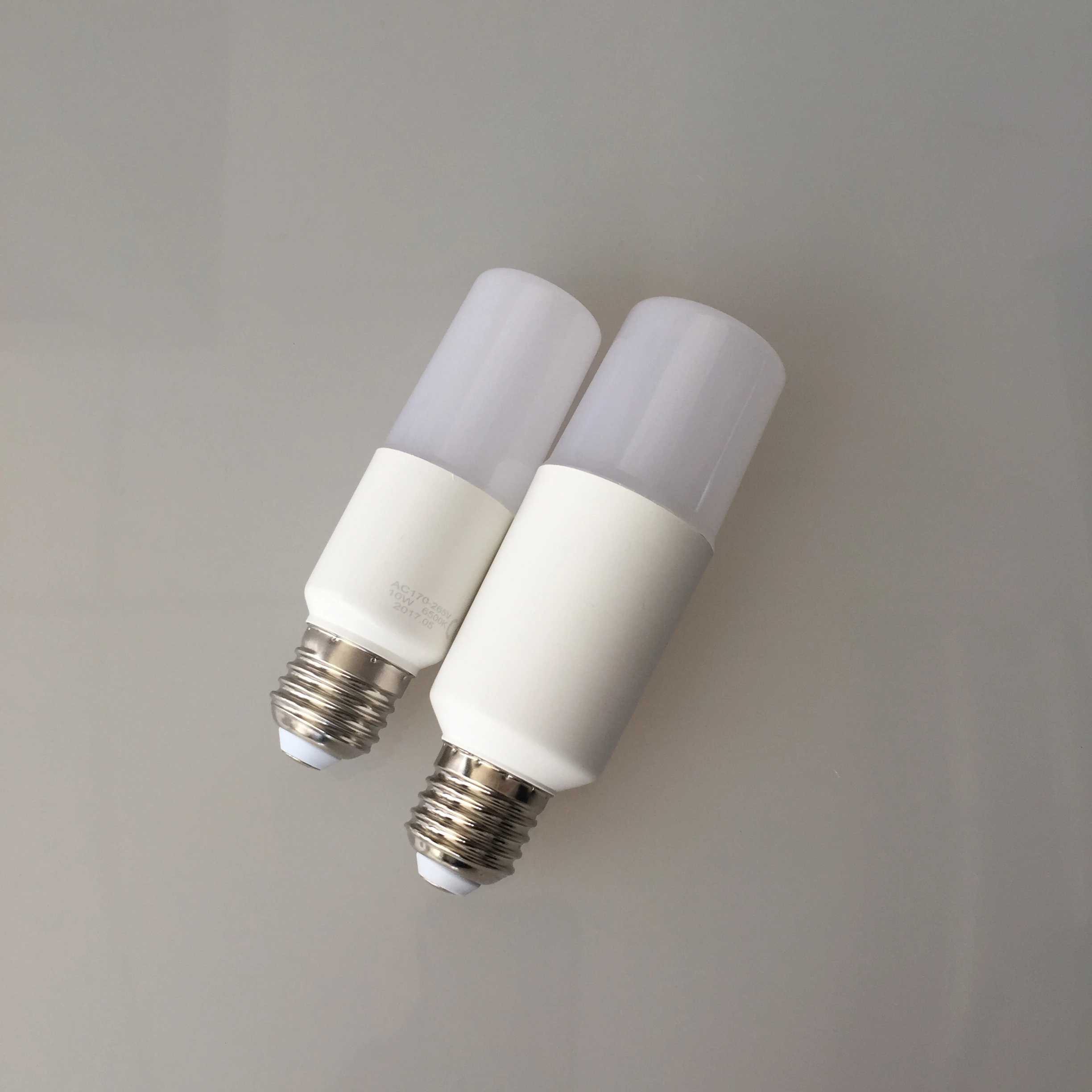 Dimmable E27 LED Candelabra Bulb 7W 75W Halogen Bulbs Equivalent Ceiling Bulb Replacement