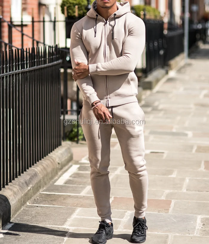 Embroidered Logo Outdoor Gym Mens Top Design Tracksuit Wholesale