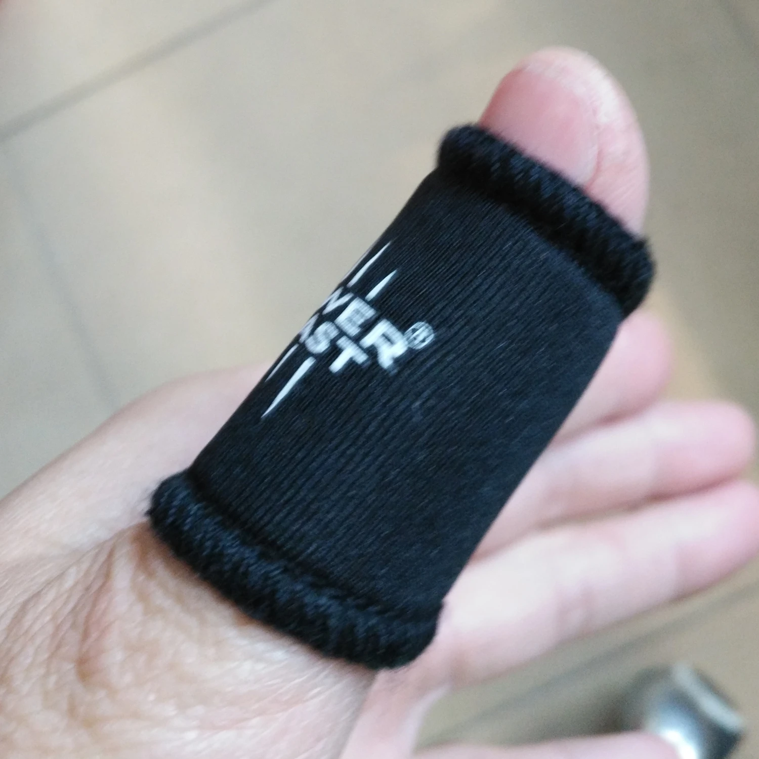 Sports High Quality Breathable Compression Thumb Sleeve Neoprene Finger