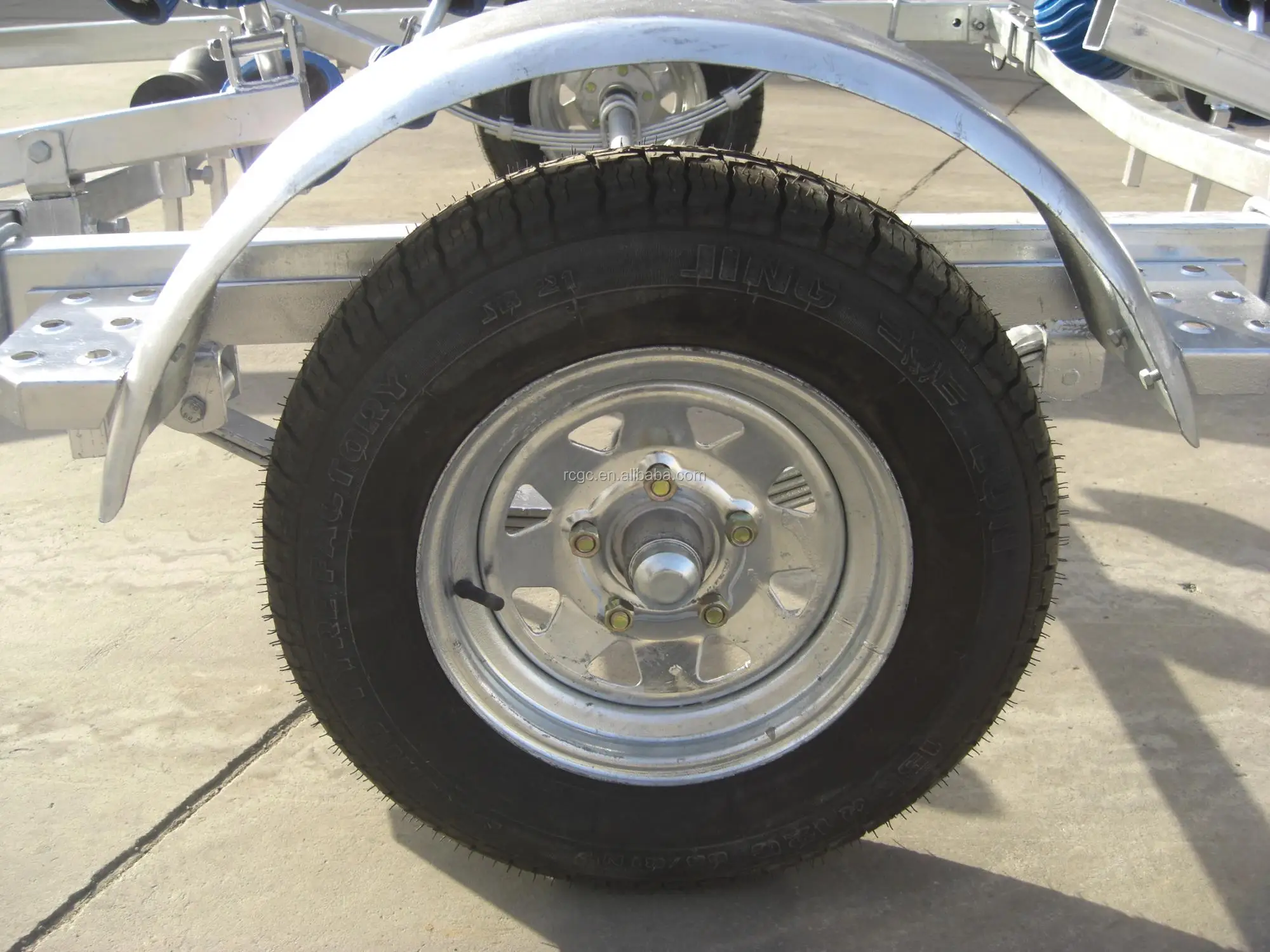 Hot Sale Chinese Inflatable Pedal Boat Trailer With Ce Certification