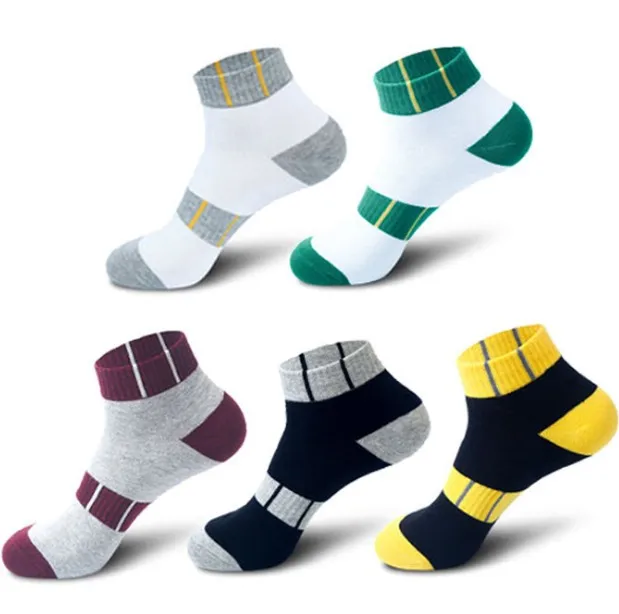 

New fashion breathable cotton dress men's casual socks man sporting plain white socks, Picture shown