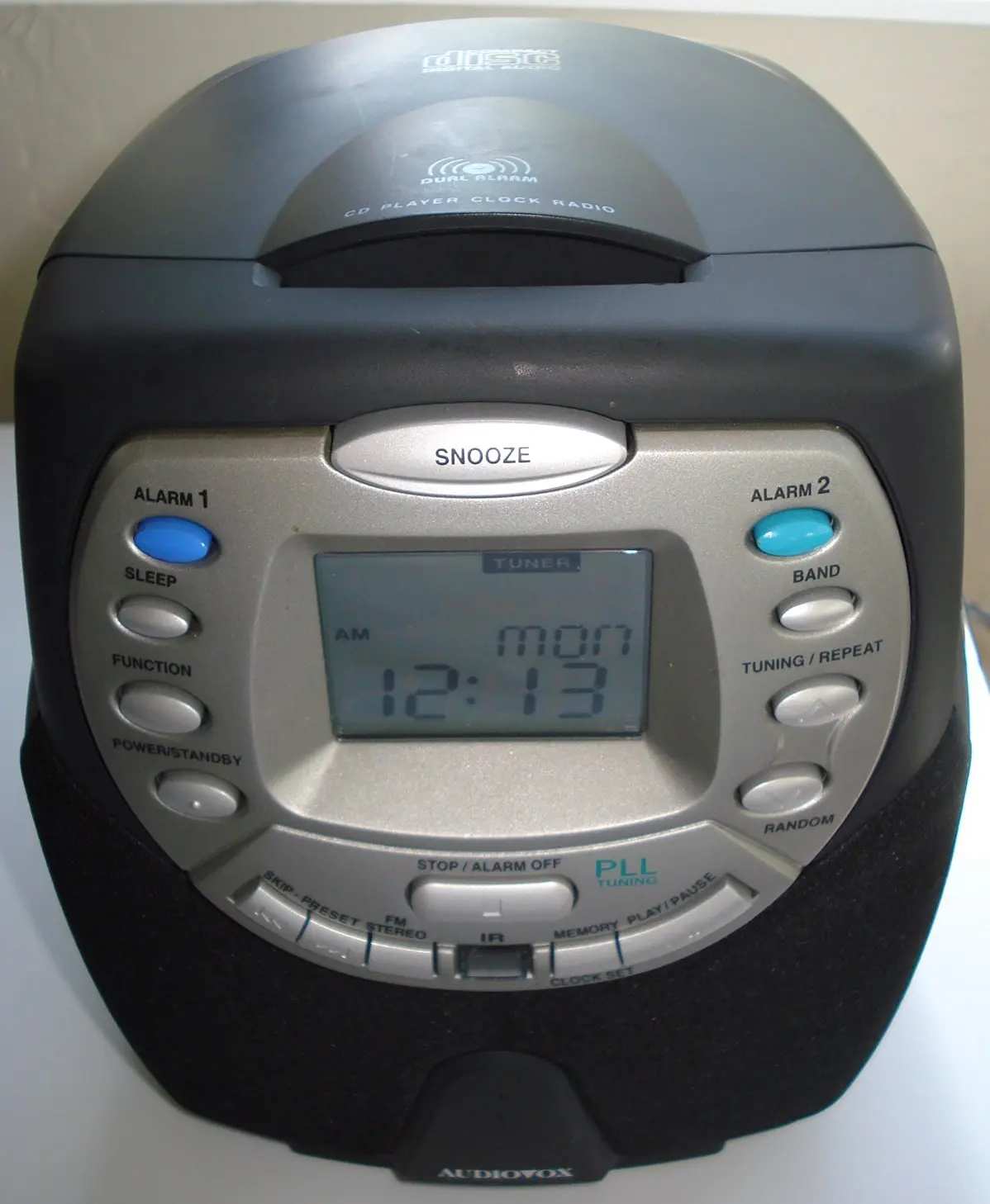 cd radio alarm clock