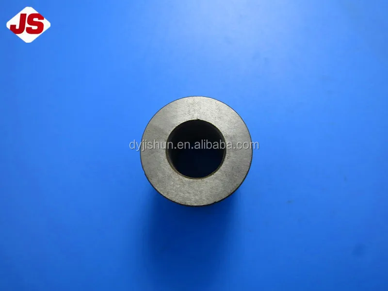 TITAN DK2500 2502K HIGH ACCURACY INDUSTRIAL CARPET OVEREDGING SEWING PARTS SEWING ACCESSORIES GARMENT 25547 BUSHING