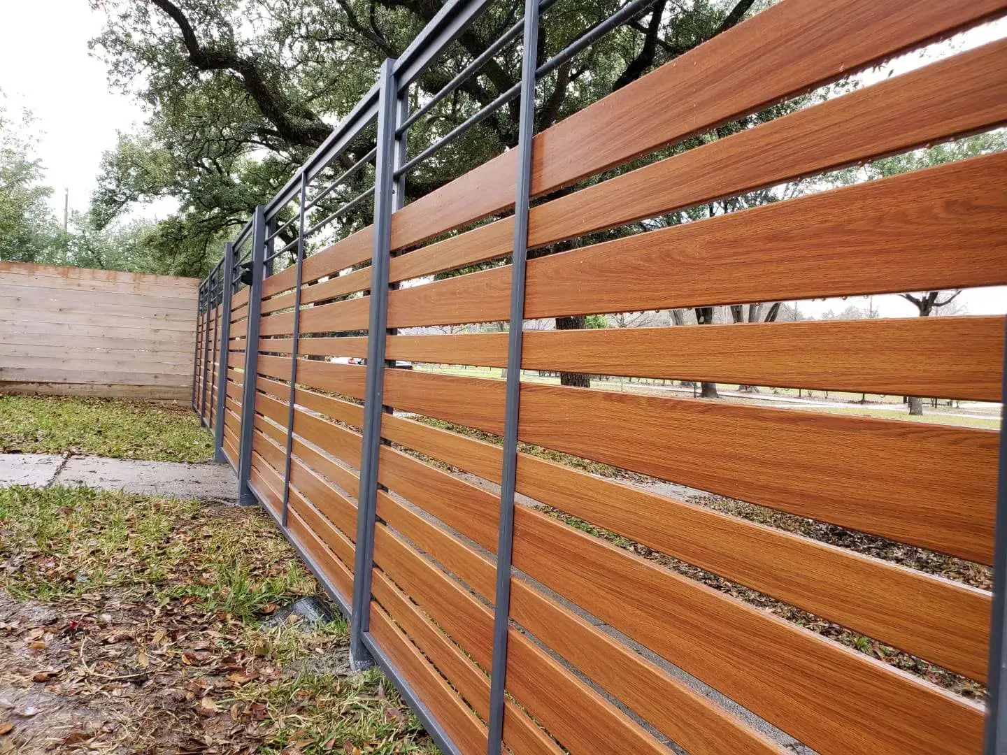 Privacy Fence Aluminum Black No Dig Horizontal Slat Aluminum Fence