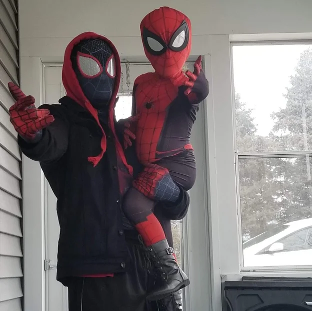 

2019 New far from Home The Spider Verse Miles Morales Adult Father Kids Children Suit For Family Cosplay Costume Spiderman