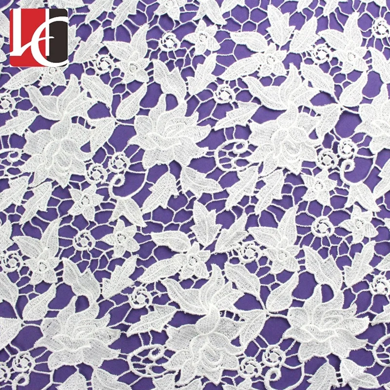 

HC-5737 Hechun New arrival flower water soluble embroidery fabric, White;black