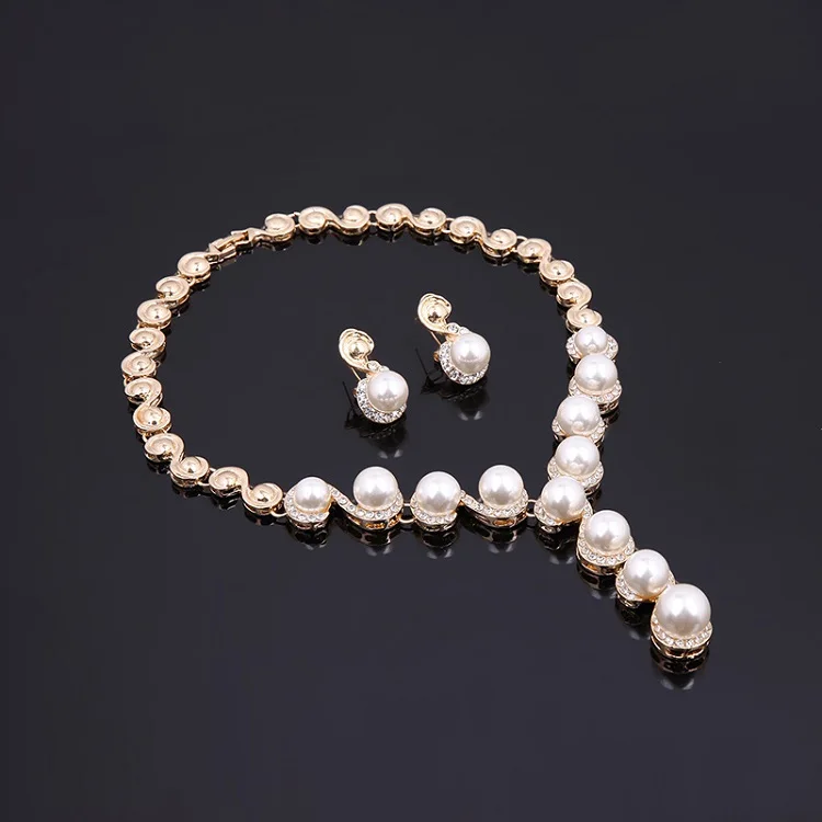 Women New 4 Pcs Fashion Jewelry Sets Luxury Saudi Gold Plated Big Pearl Pendant Dubai Crystal Wedding Gift Bridal Jewelry Set