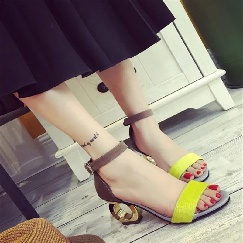 

Leopard Sheepskin Fashion Brands Sandals Horse Hair Strange Style Buckle Strap Party Pumps Yellow Sexy Ankle Strap Woman Shoes