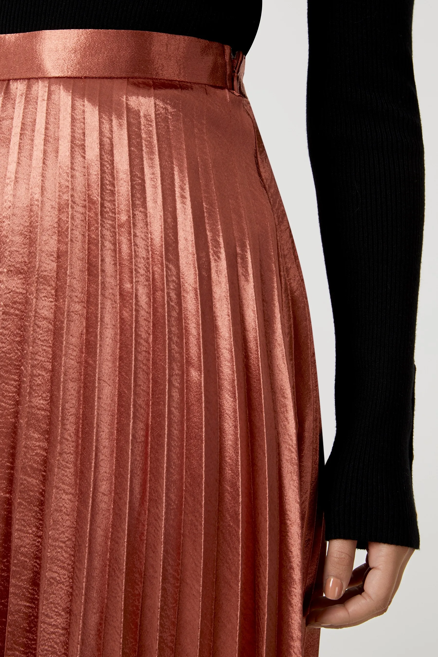 silk skirt (2).jpg