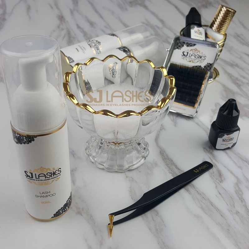 

Eyelash Foam Cleanser /Lash Shampoo with Cleanser Brush