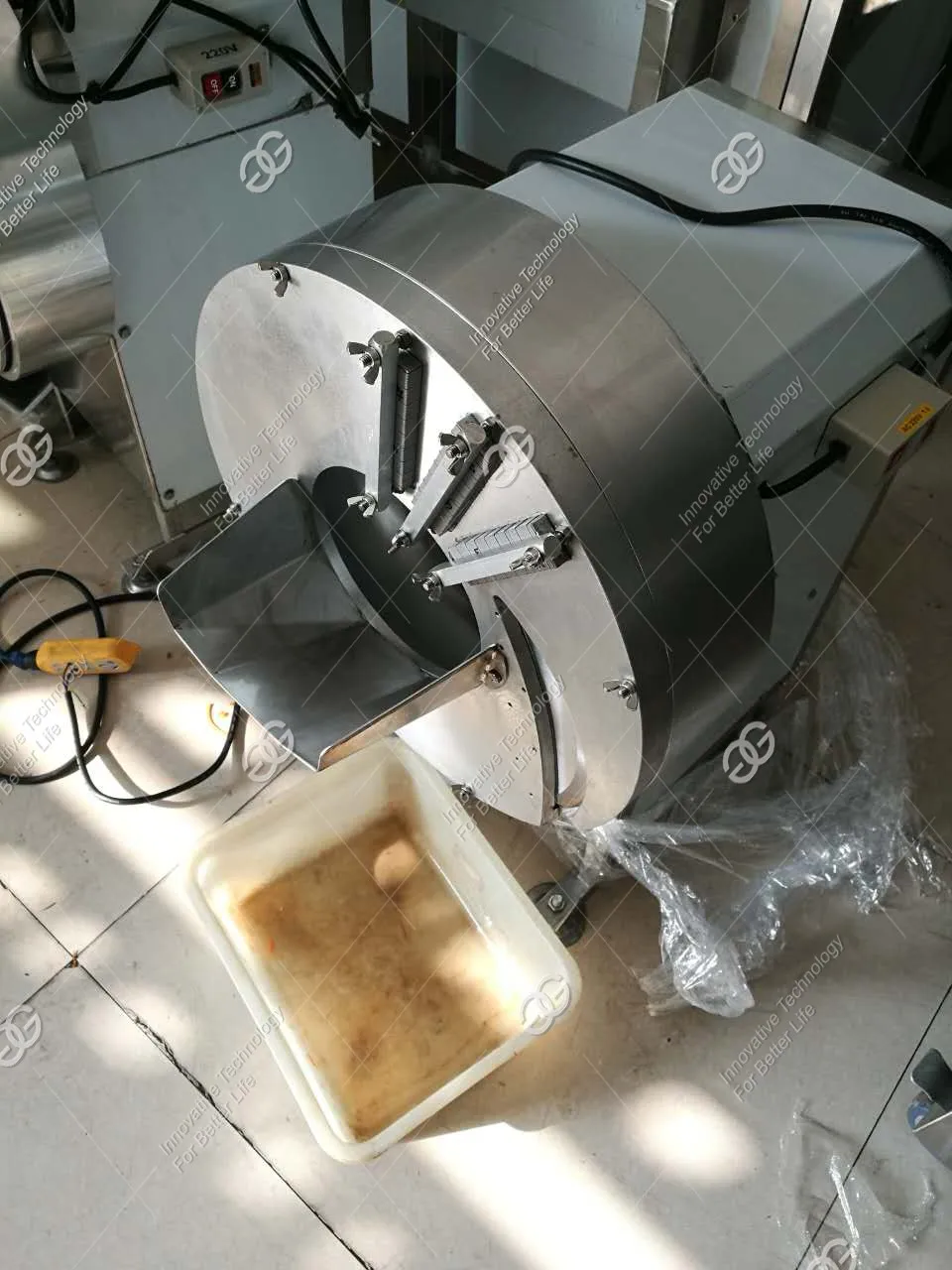 High Quality Industrial Baby Carrot Cutting Machine Buy Baby Carrot