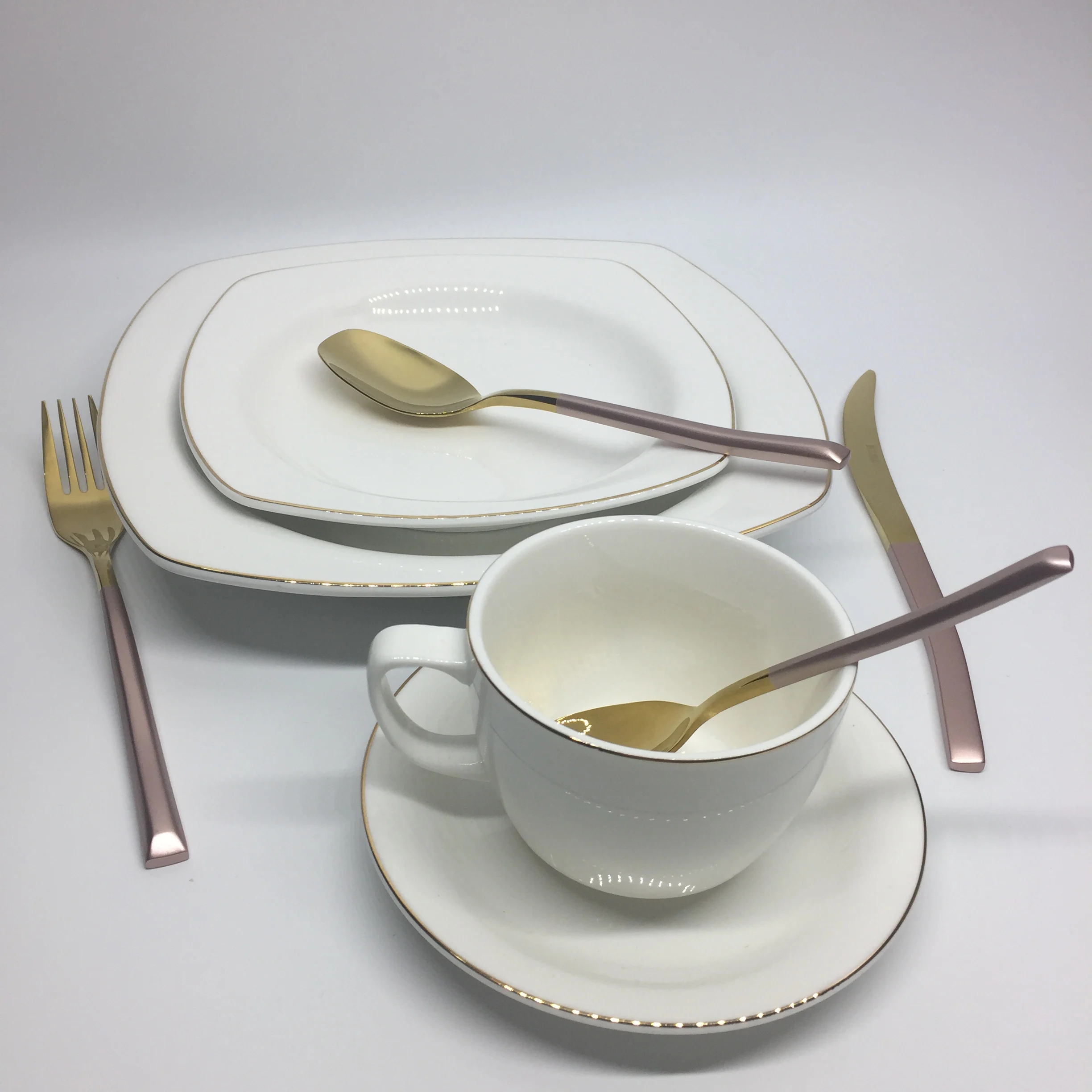 Wedding gold rim ceramic dinner plates charger plates beaded champagne wine glass cup