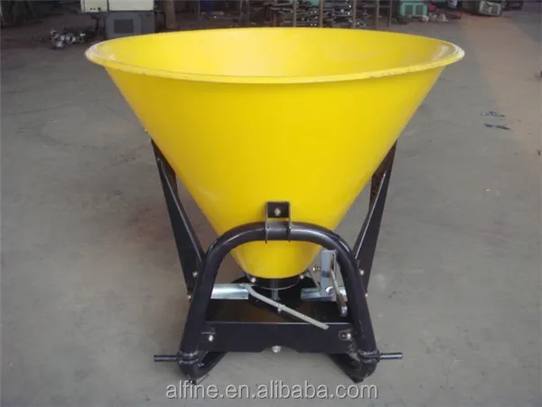 fertilizer spreader  (4).jpg