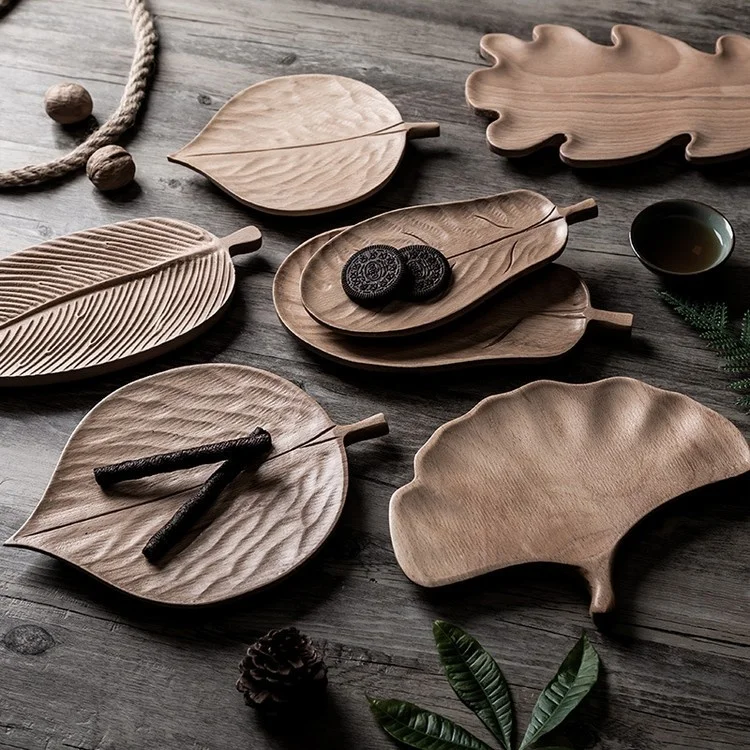 

China Supplier Japanese Style Leaf Design Large Size Small Wooden Serving Bowl Dishes for sale with Fruit Snack Food Storage, Natural beech wooden