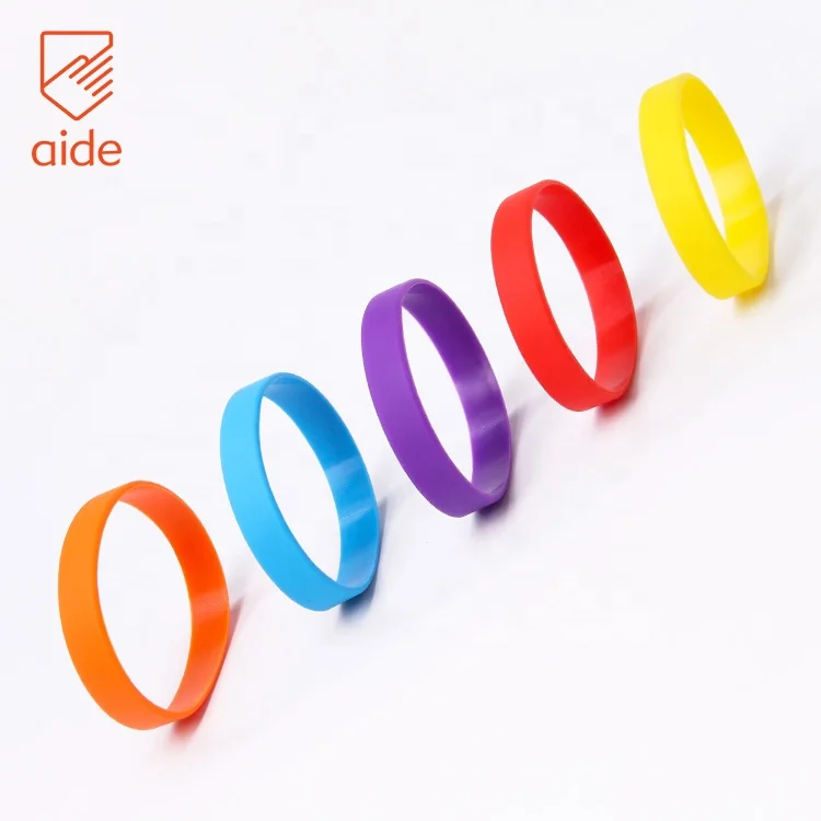 

No Minimum Free Sample Bulk Cheap Custom Logo Silicone Rubber Bracelet Wristband, Pantone colors