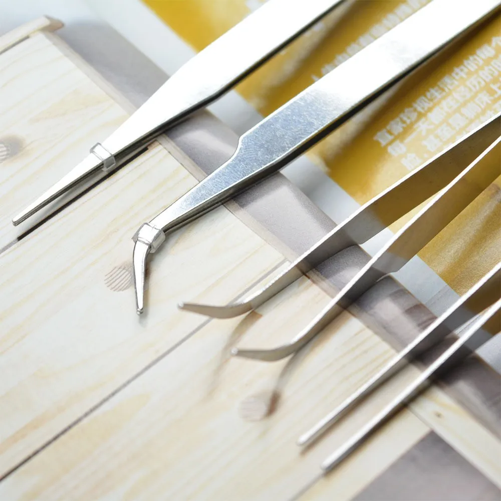 Tweezer 