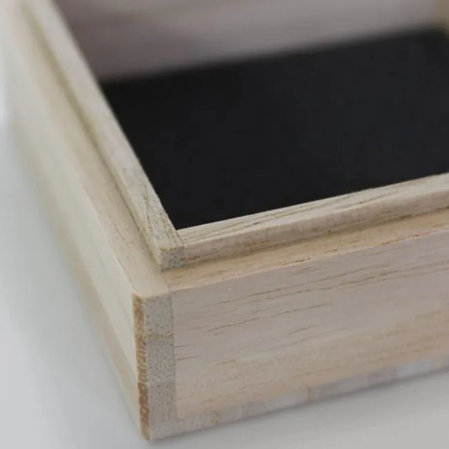 small wooden gift box with lid