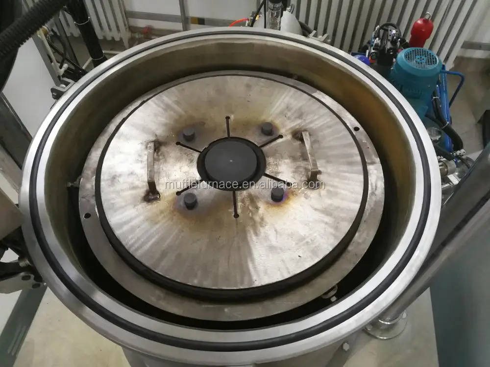 vacuum hot pressing furnace-5.jpg