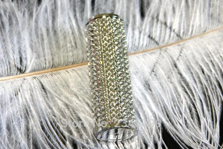 shiny lipstick tube (4).jpg