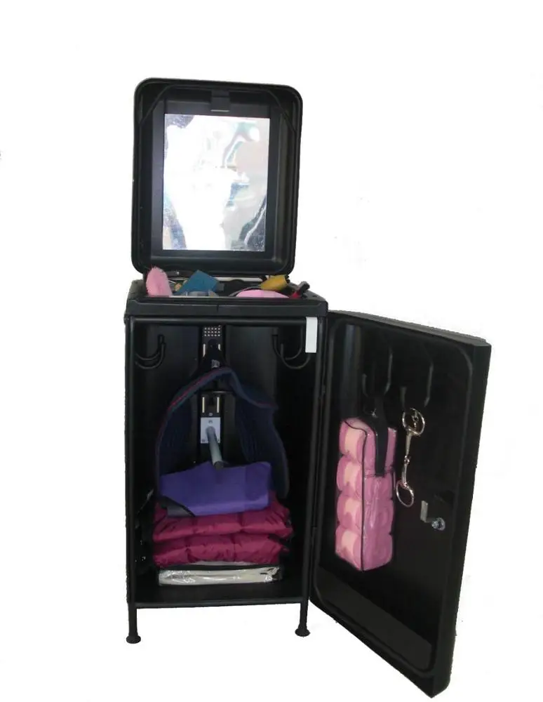 
lockable horse box for saddlery 