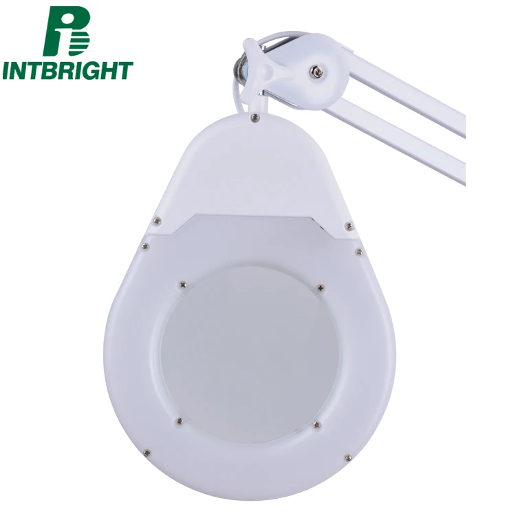 9005LED on magnifying lamp