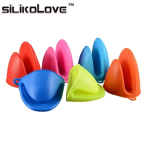 Image of Factory Direct Selling Food Grade Gloves Funny Shape Silicone Heat Resistant Oven Mitt For Cooking