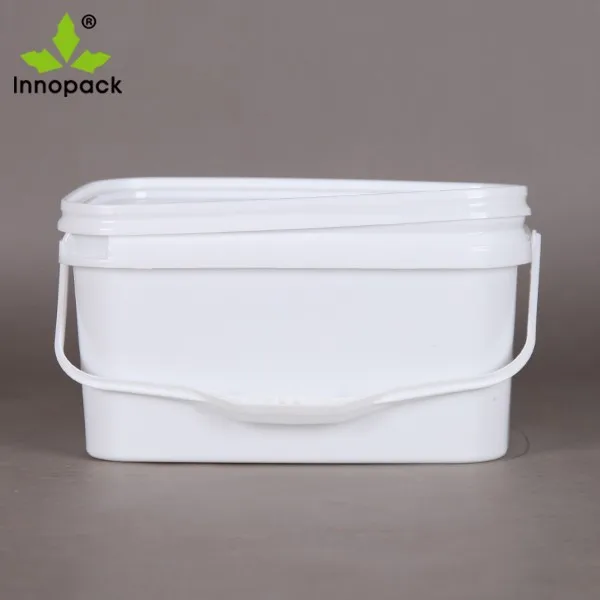 5 gallon square bucket with lid