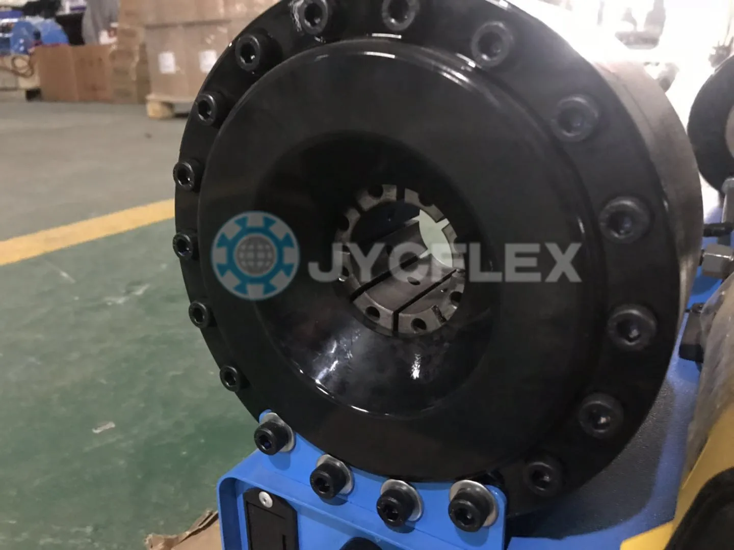 portable hose crimper.jpg