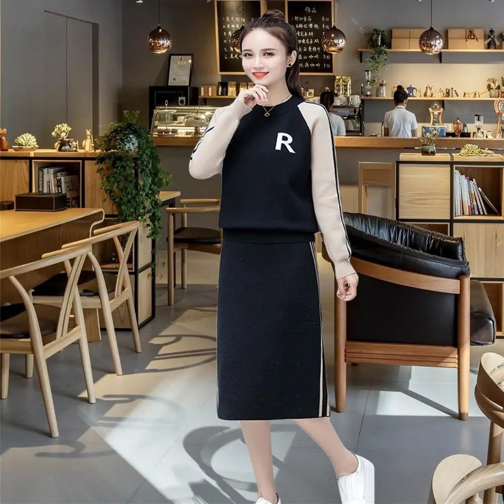 

2019 new arrival crew neck long sleeve slim fit knit top and half skirt fashionable office lady sweater set