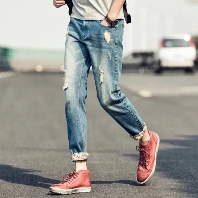 Fashion New Pattern Boy Casual Denim Destroyed Jeans For Men - Buy ...