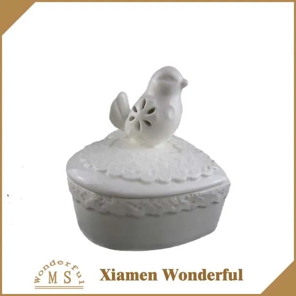white porcelain heart shape design ceramic jewelry boxes shiny glazed decorative with ceramic birds for valentine's day gifts