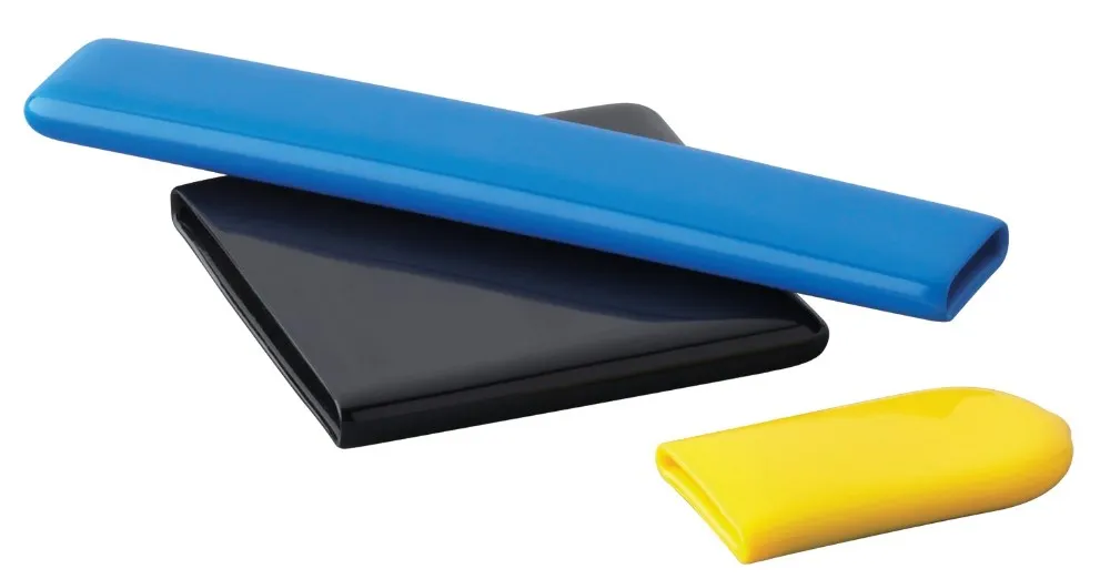 thumbnail image 2 of Cups 'n' Plugs Vinyl Round Handle Finger Grip – 1" ID X 4.5" L – Glossy Black 2 of 6