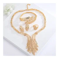 

S10253 Latest Design Luxury Zircon Golden Set Jewelry