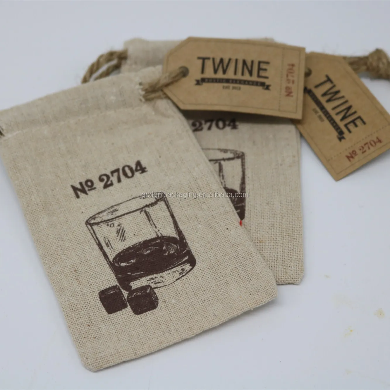 Wholesale  Natural Small Drawstring Gift Linen Bag With Custom Logo and Tag .jpg