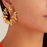 

SE5828 Wholesale Korean Alloy Stud Earring Fashion Clip Earrings for Women Jewelry