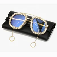 

Popular Oversized Women Sunglasses Brand Designer Rhinestone sunglasses women Gradient/Clear Lens Glasses Alloy legs UV400