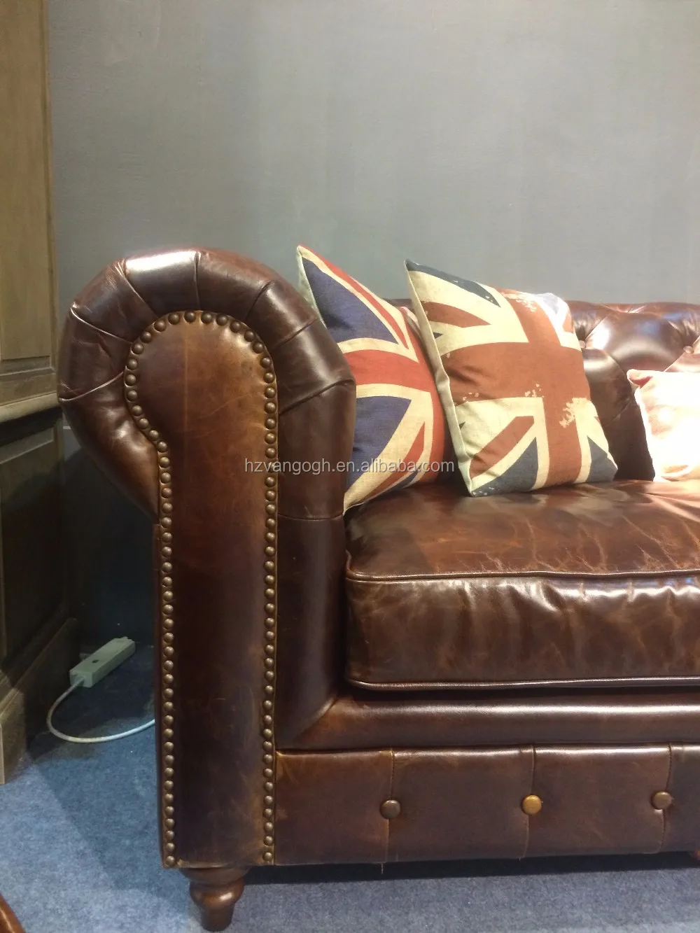 Classic Italy Wax Leather Sofa Chesterfield 2 Seater Living Room Sofa