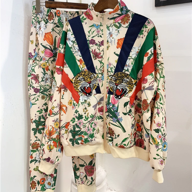 

2019 ladies fashion bomber jacket French terry knitted sports suit floral printed and tiger embroidery women two pieces clothes