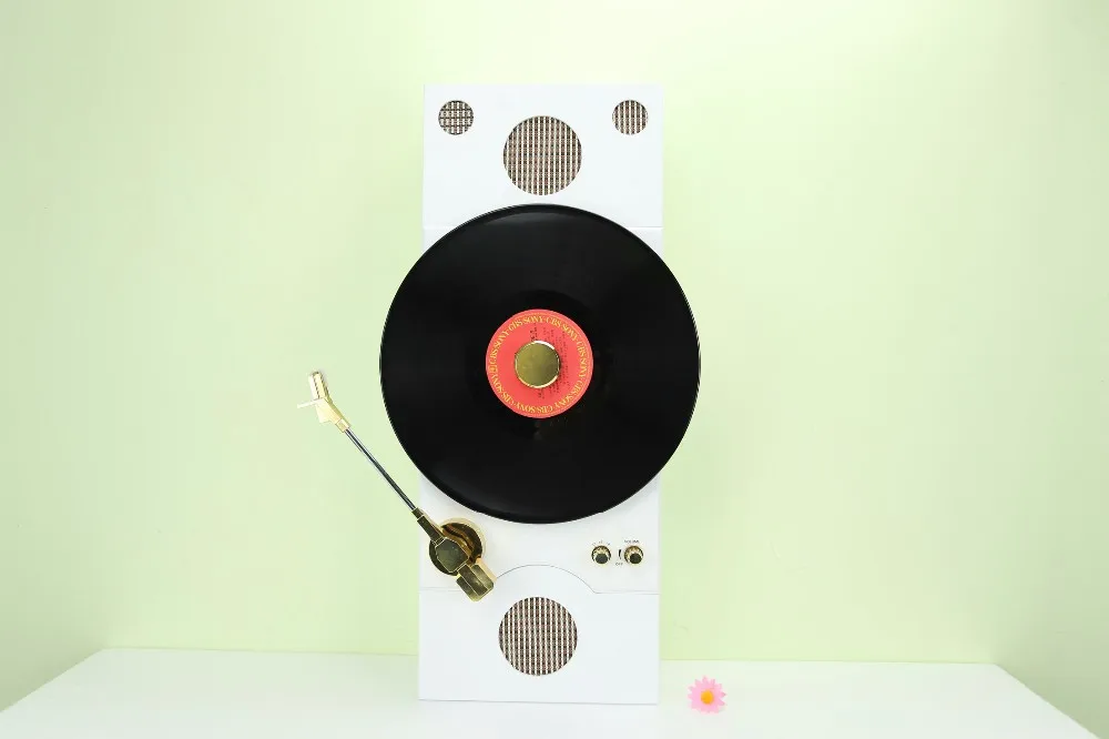 2018 New Unique Wall Mounted Turntable Record Player With Builtin