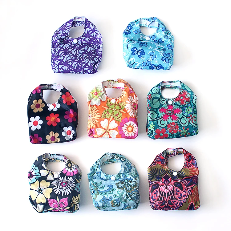 

Reusable Nylon Foldable Shopping Bag, promotion Nylon Bag Fold in Small Pouch, Optional