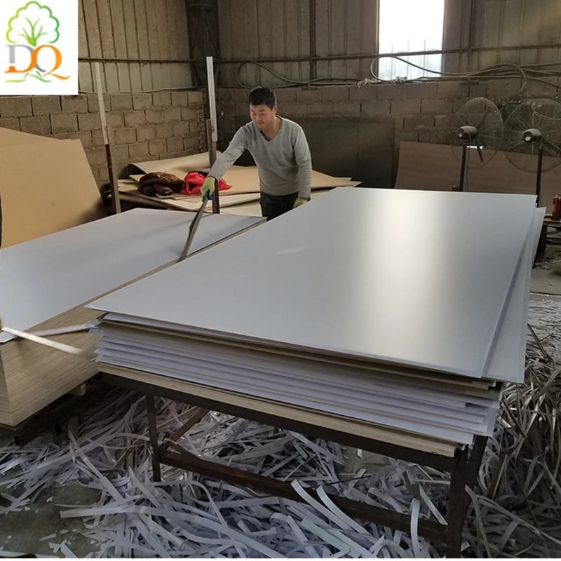 
4x8 furniture grade melamine paper faced plywood colours sheet in pakistan 