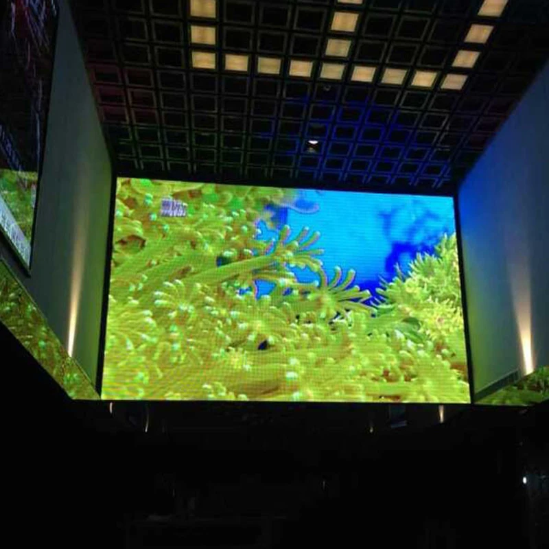 led screen tunnel