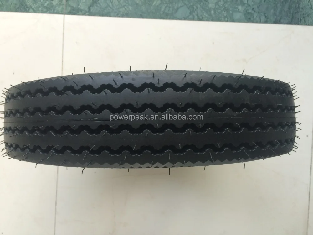 bajaj boxer tyre size