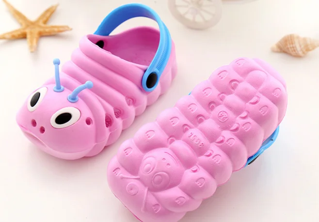 Slippers (3).png