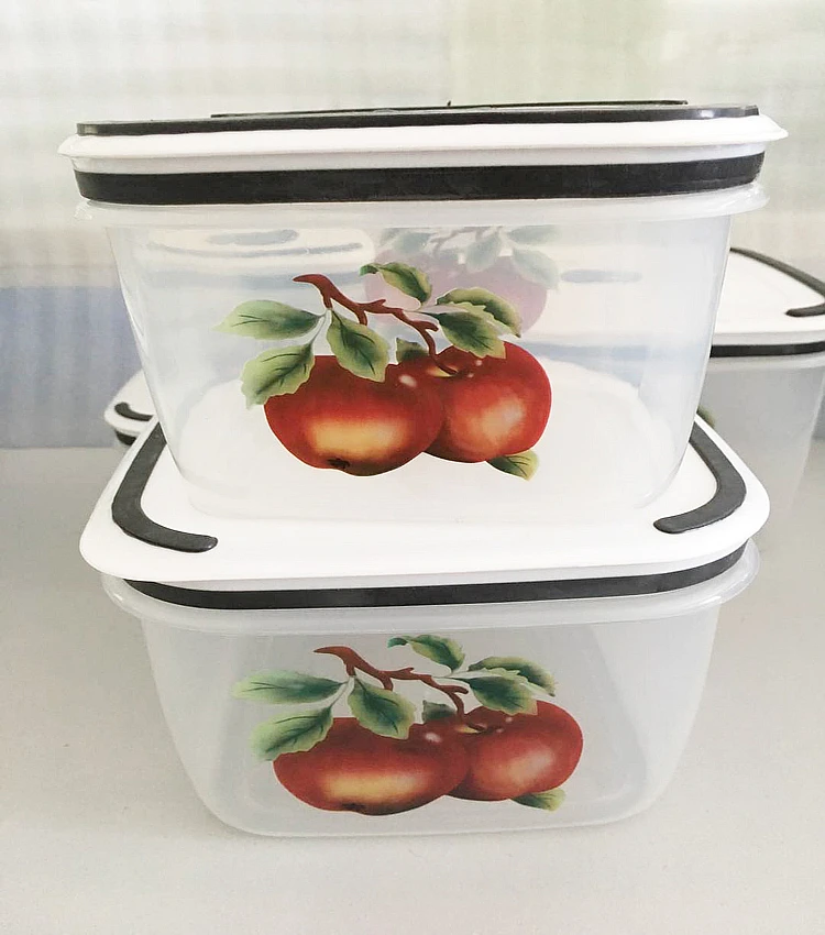 clear stackable food storage containers