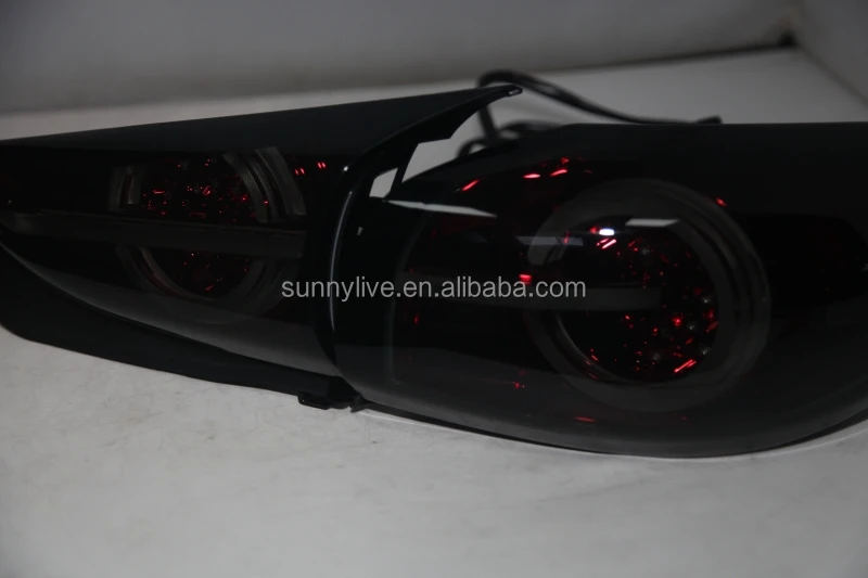 LED Tail Lamp For MAZDA 3 Axela  Hatchback 2015 -2018  TW Smoke Black cover  Dark red housing